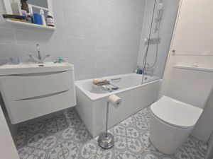 Photo 16- click for photo gallery